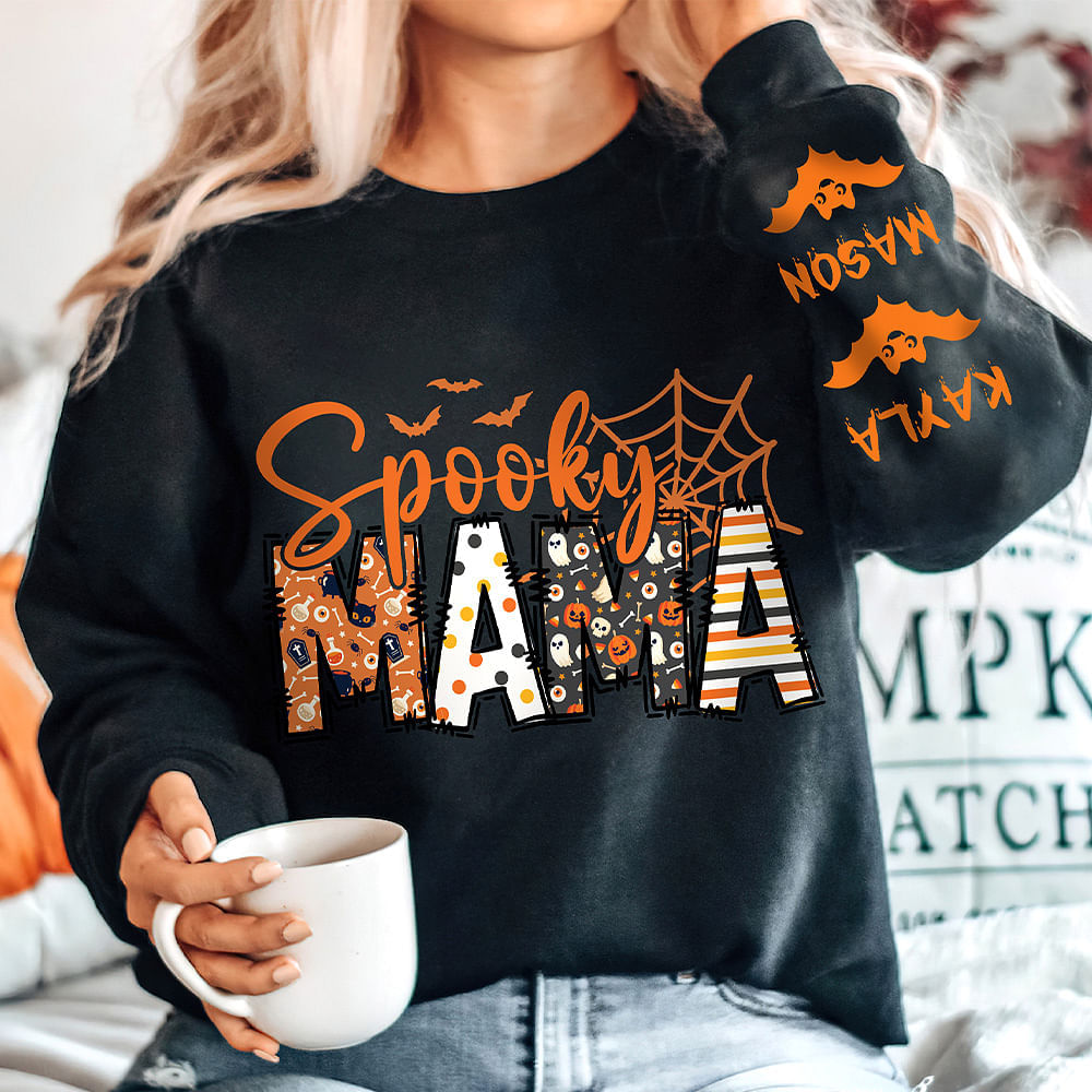 Personalized Spooky Mama Grandma Pumpkin Bat Design Crewneck Sweatshirt with 1-8 Names Halloween Costume Gift for Women